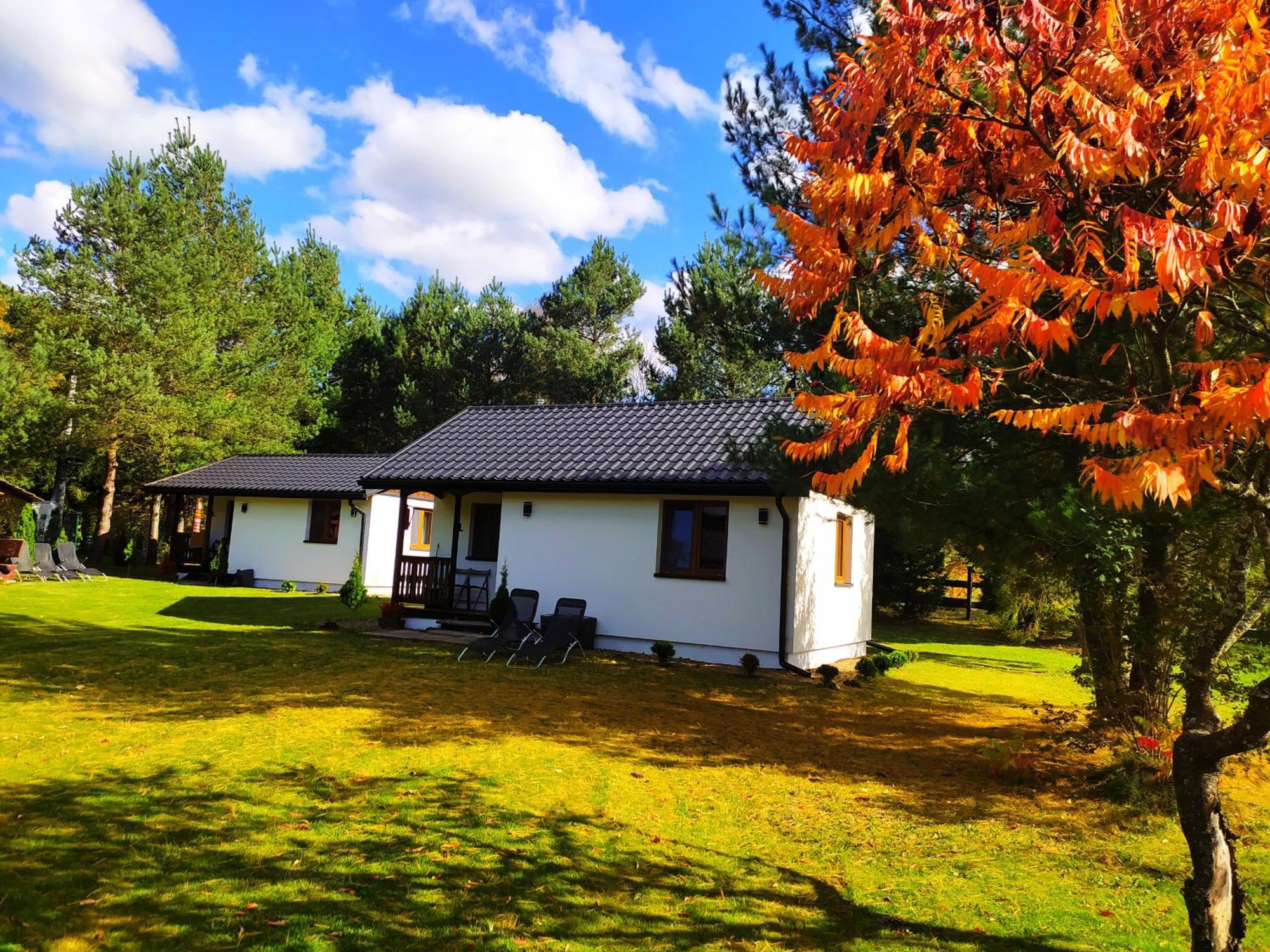 Chatki Lesniczego Holiday home *